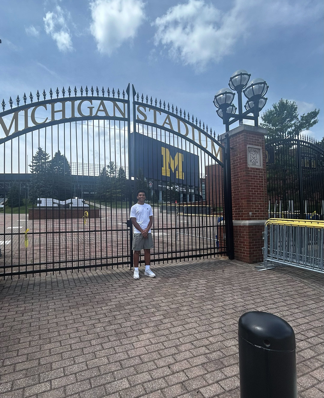 Trennis Hudson explores the campus at the Michigan Math and Science Scholars Program.
