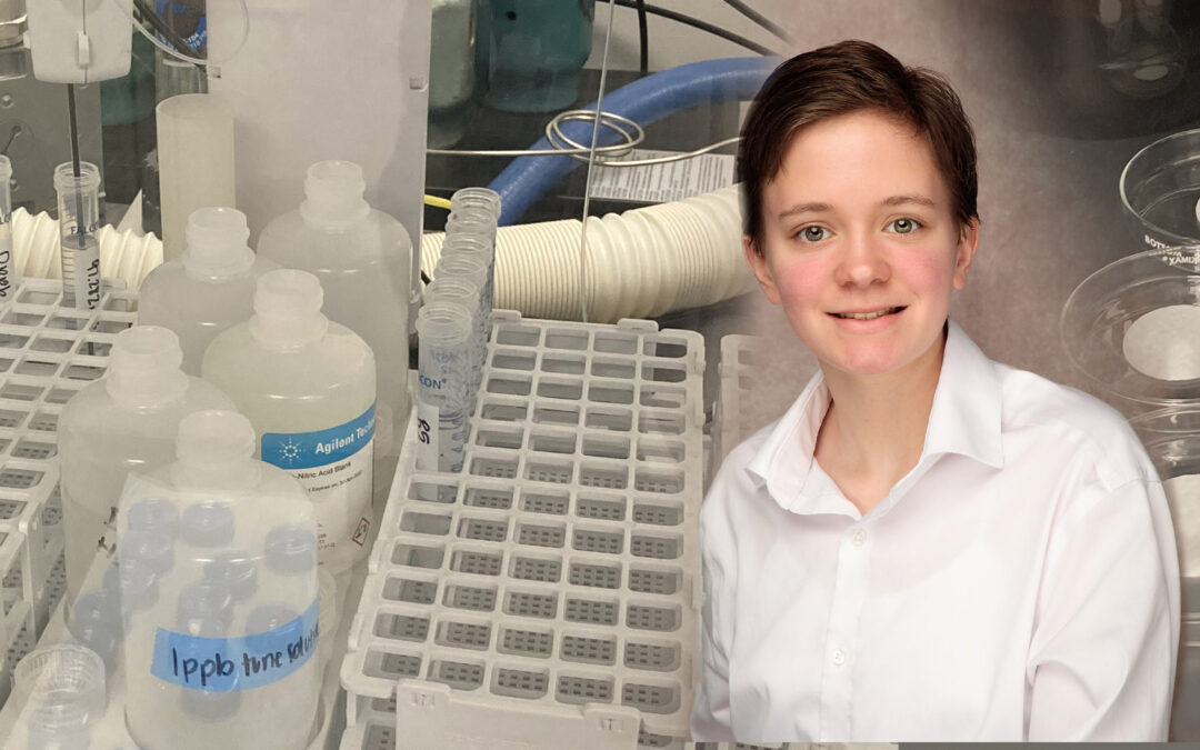Mollie Mandell attends SIU as a Research Intern.